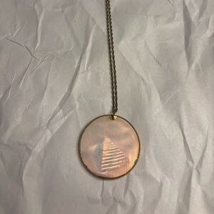 Elegant Gold and Pink Necklace